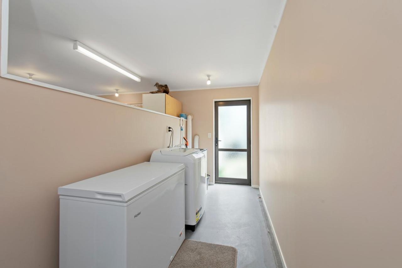 Oceanside Bach - Mount Maunganui Holiday Home 外观 照片
