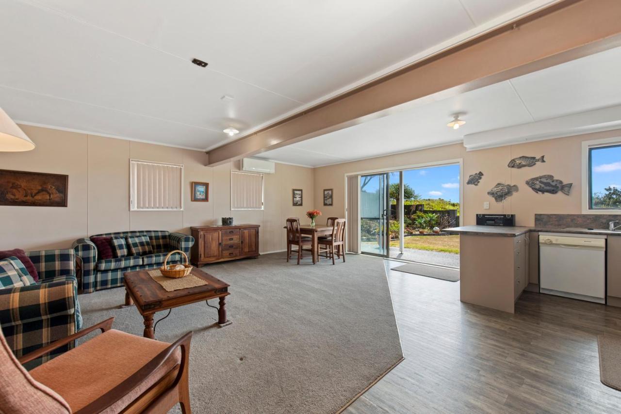 Oceanside Bach - Mount Maunganui Holiday Home 外观 照片